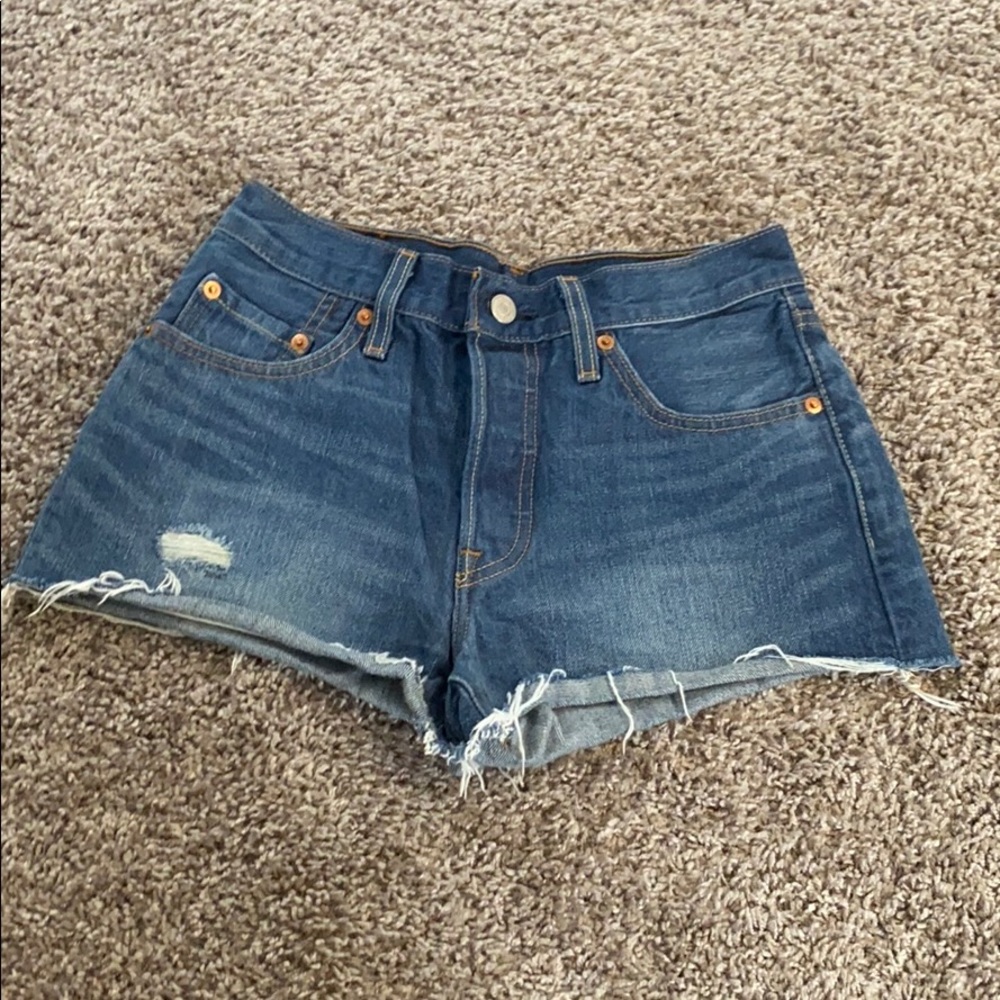 Levi shorts
